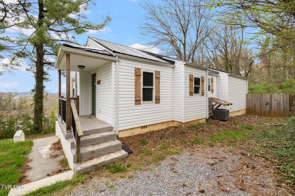 Photo #28: 3806 Bonita Street