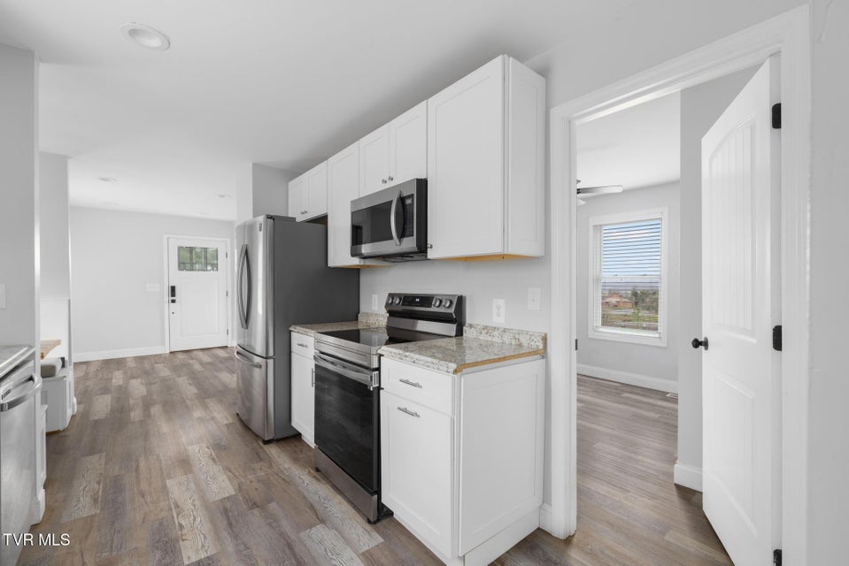 Photo #13: 3806 Bonita Street