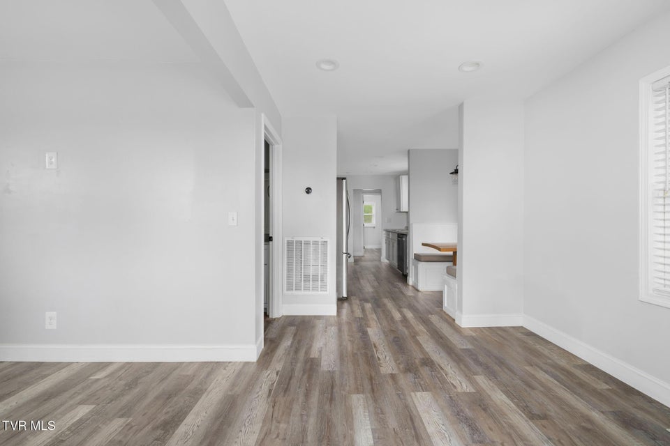 Photo #6: 3806 Bonita Street