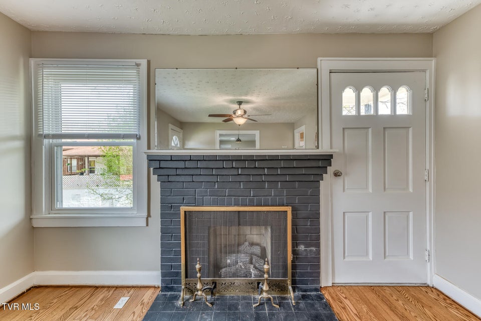 Photo #5: 5270 Fort Henry Drive