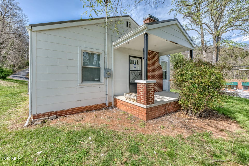 Photo #20: 5270 Fort Henry Drive