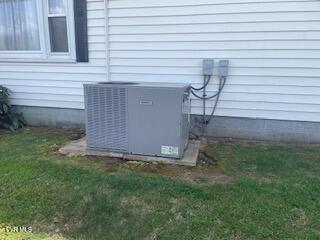 Photo #9: 831 Old Hwy 11 W 