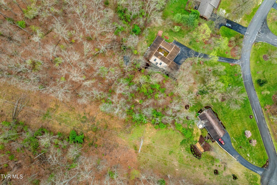 Photo #27: 102 Tracy Lane