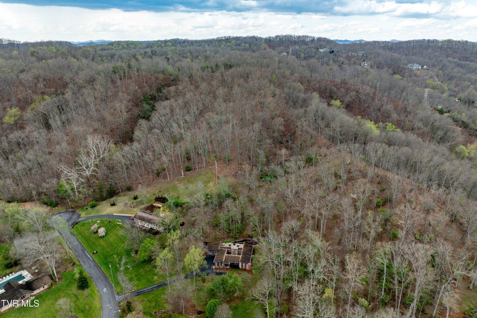 Photo #79: 102 Tracy Lane