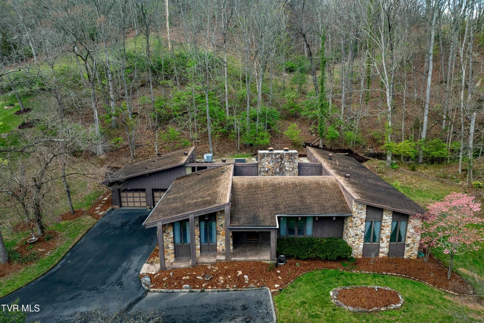 Photo #24: 102 Tracy Lane