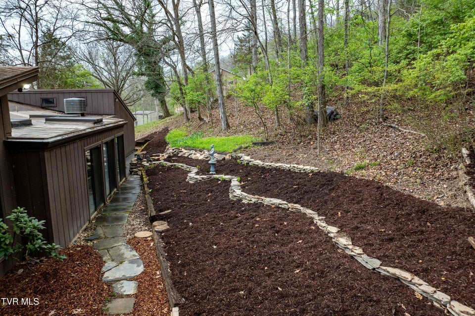 Photo #19: 102 Tracy Lane