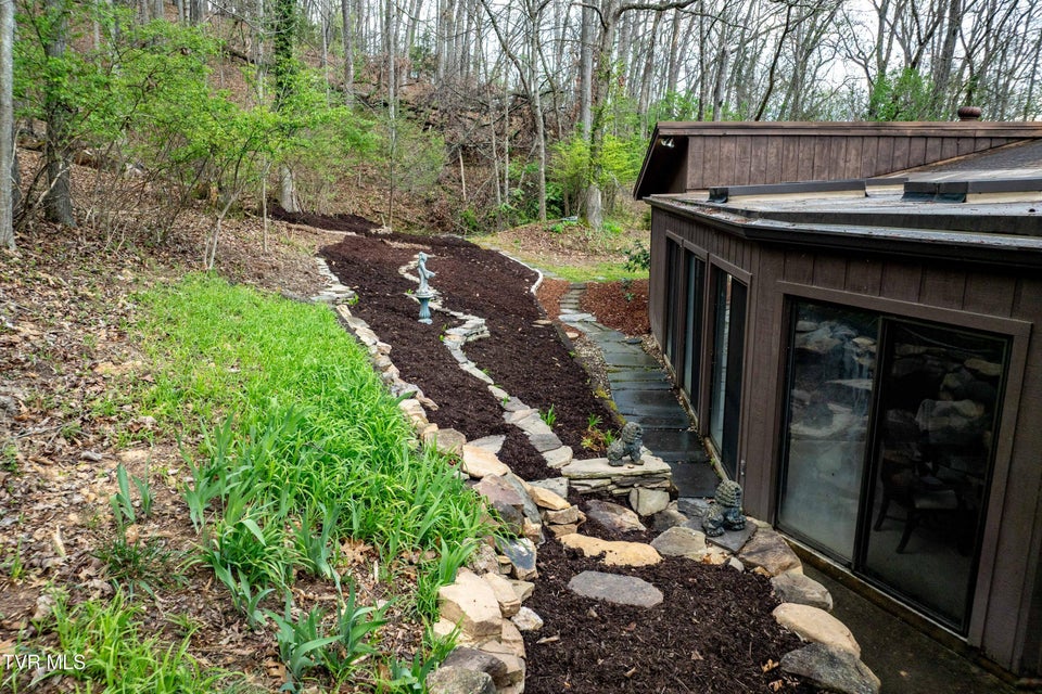 Photo #20: 102 Tracy Lane