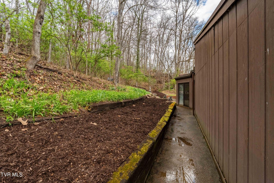 Photo #96: 102 Tracy Lane