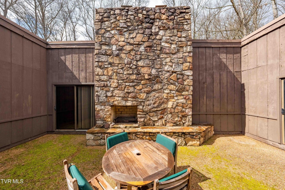 Photo #52: 102 Tracy Lane