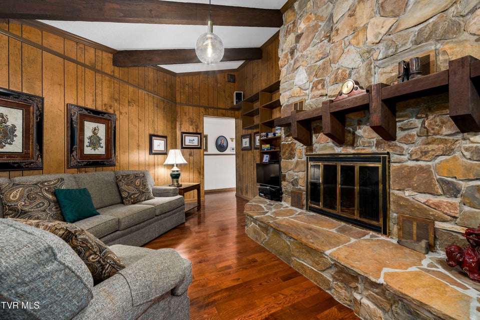 Photo #62: 102 Tracy Lane