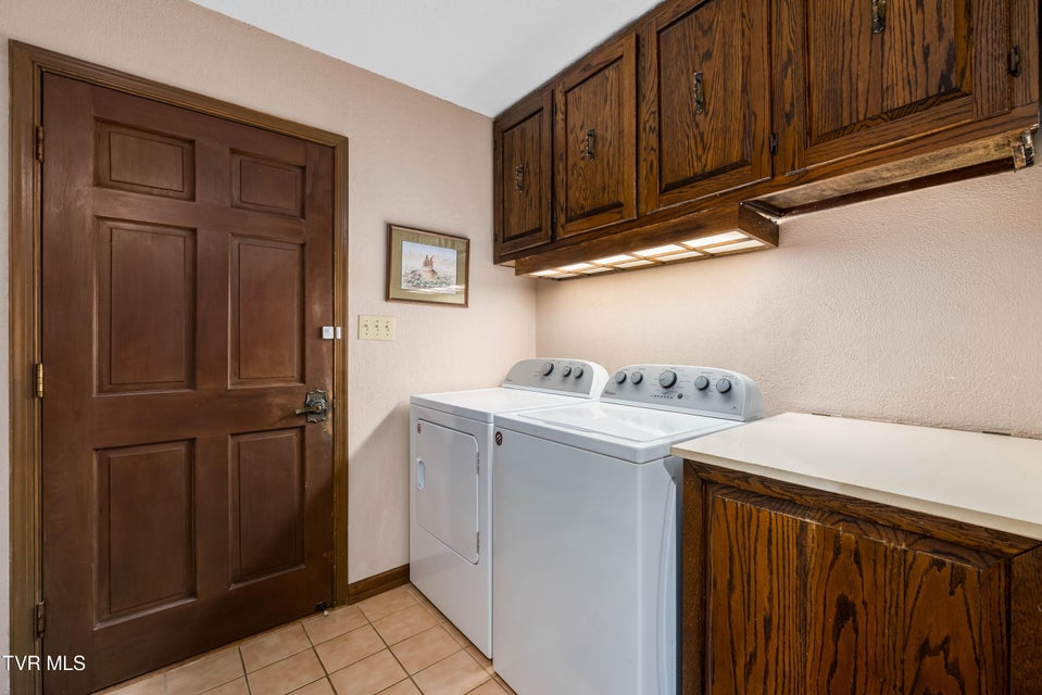 Photo #69: 102 Tracy Lane