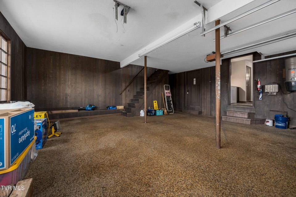 Photo #71: 102 Tracy Lane