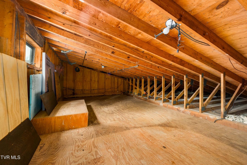 Photo #72: 102 Tracy Lane