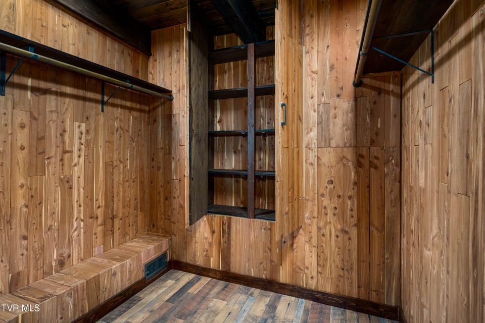 Photo #47: 102 Tracy Lane