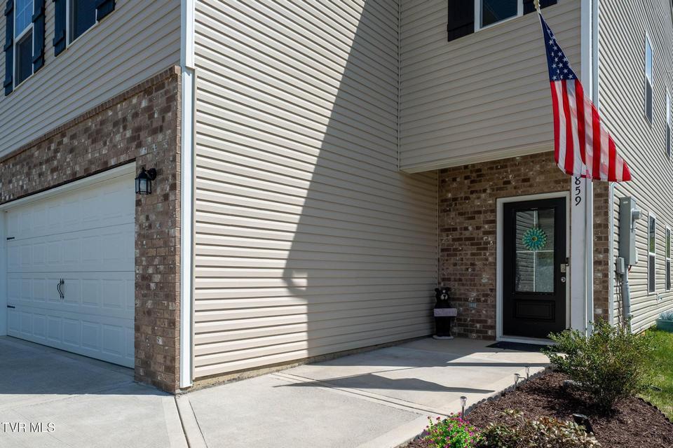 Photo #35: 859 Barley Loop