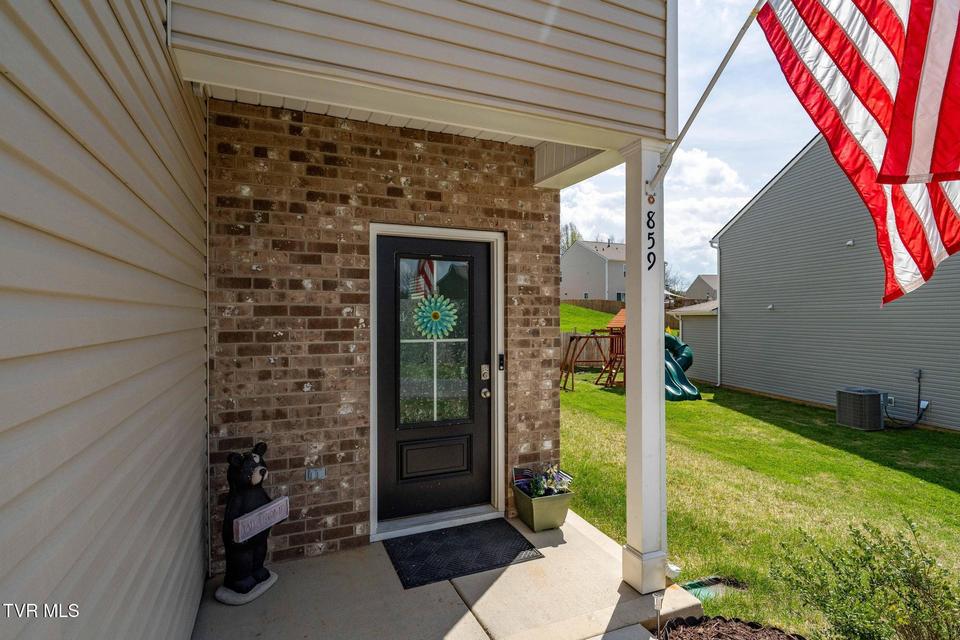 Photo #33: 859 Barley Loop