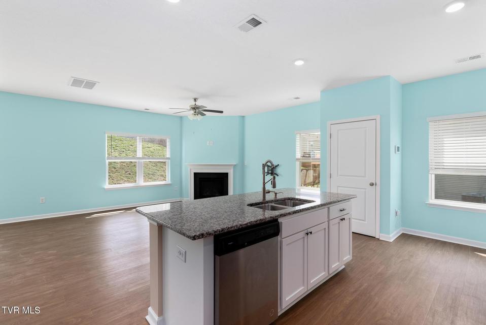 Photo #10: 859 Barley Loop