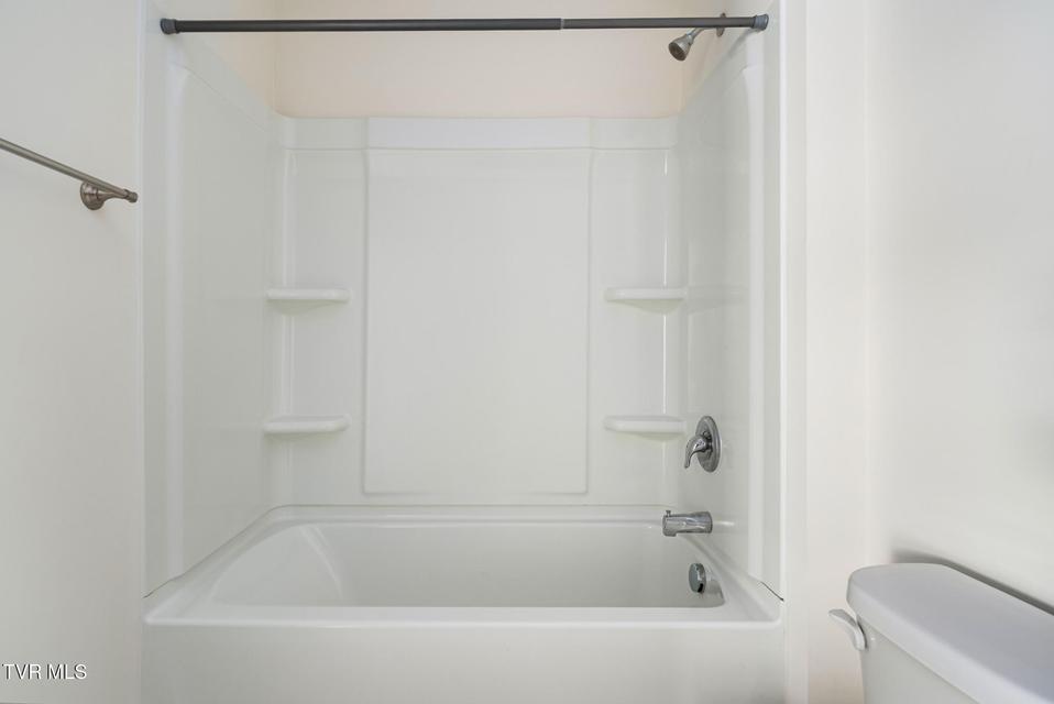 Photo #29: 859 Barley Loop