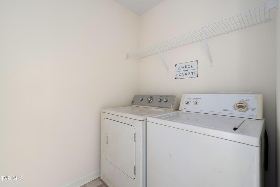 Photo #30: 859 Barley Loop