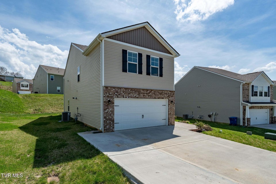 Photo #37: 859 Barley Loop