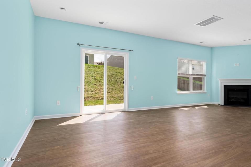 Photo #11: 859 Barley Loop