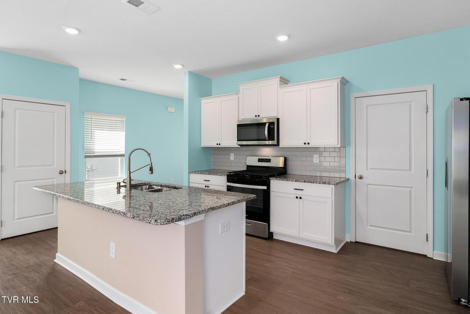 Photo #7: 859 Barley Loop