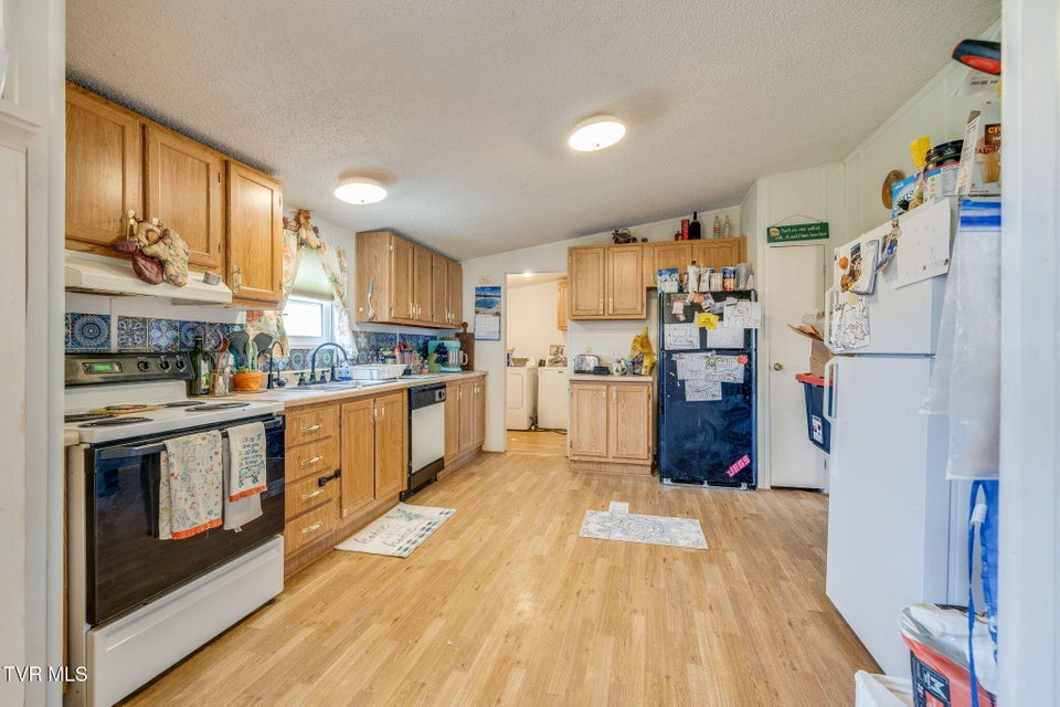 Photo #25: 475 Bill West Road