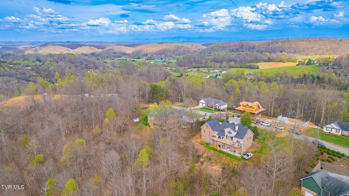 Photo #64: 512 Wood View Court