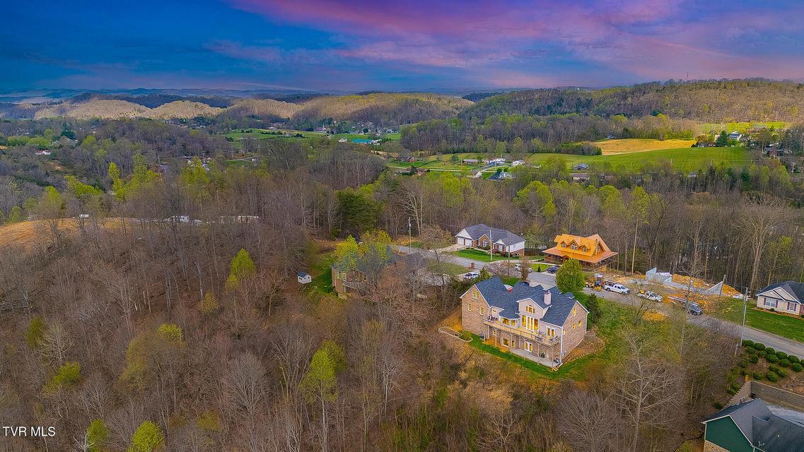 Photo #62: 512 Wood View Court