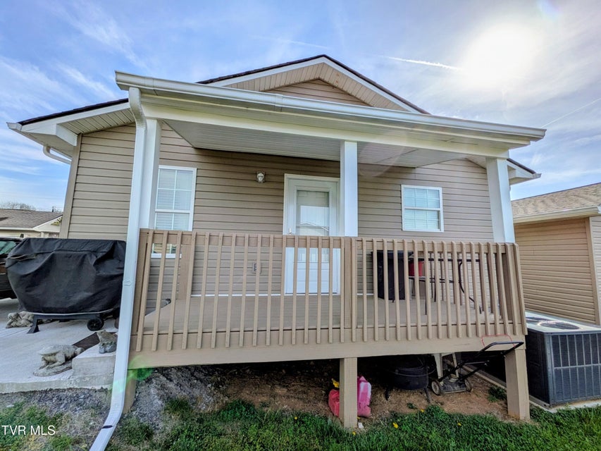 Photo #38: 1028 Park Blvd Circle