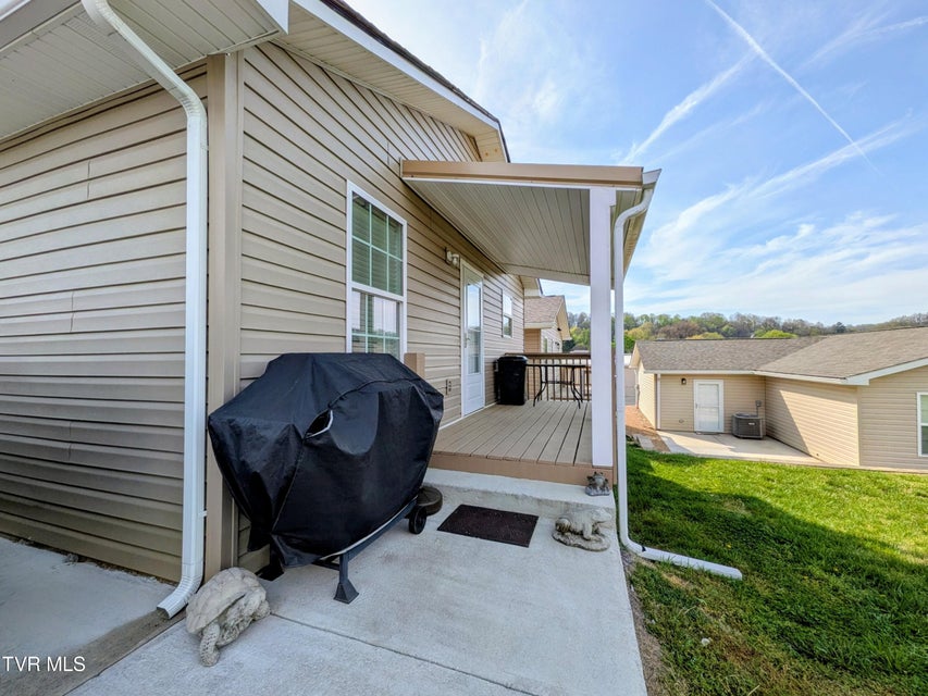 Photo #37: 1028 Park Blvd Circle