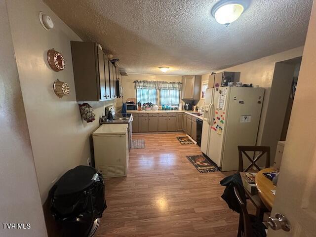 Photo #25: 2226 Fordtown Road