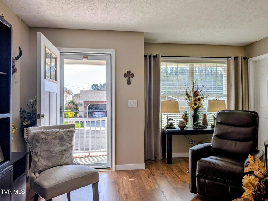 Photo #5: 1028 Park Blvd Circle