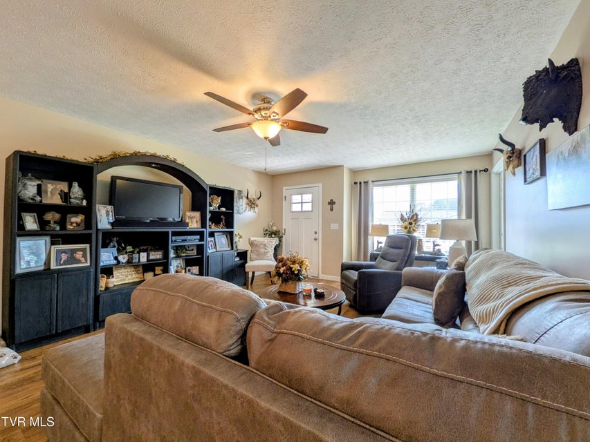 Photo #13: 1028 Park Blvd Circle