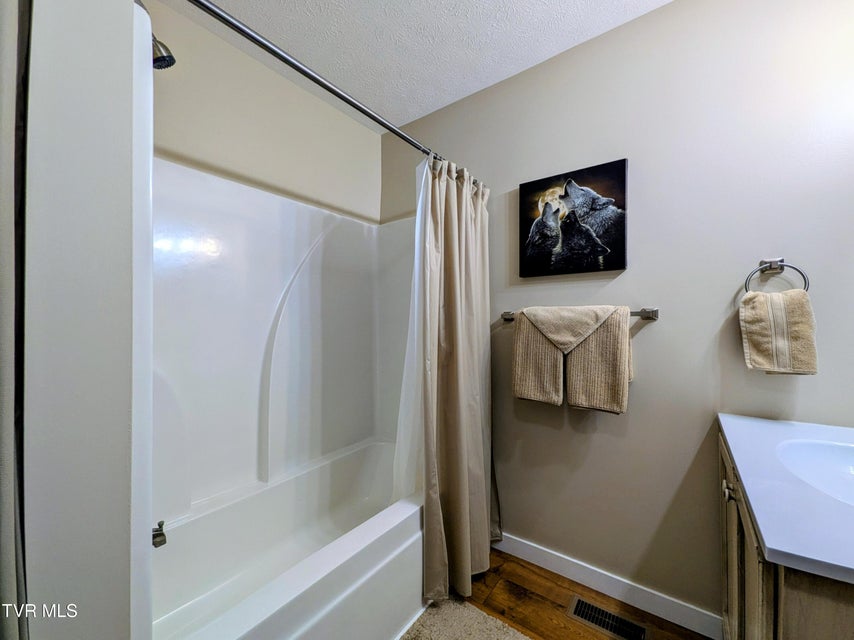 Photo #32: 1028 Park Blvd Circle