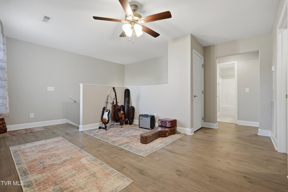 Photo #25: 1512 College Street