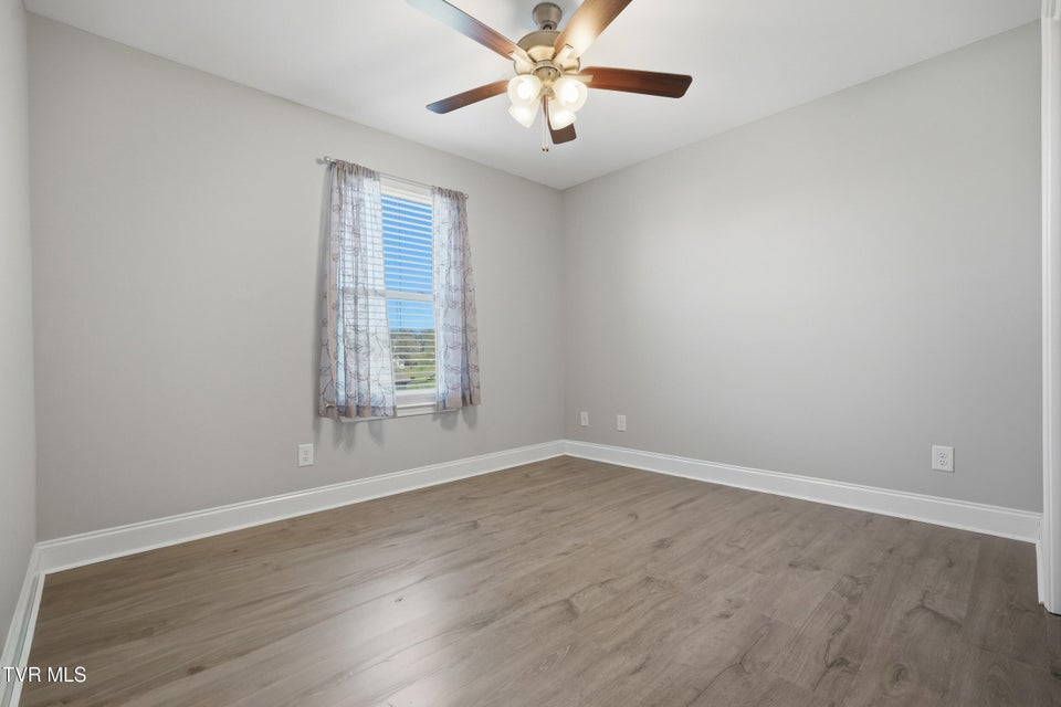 Photo #36: 1512 College Street