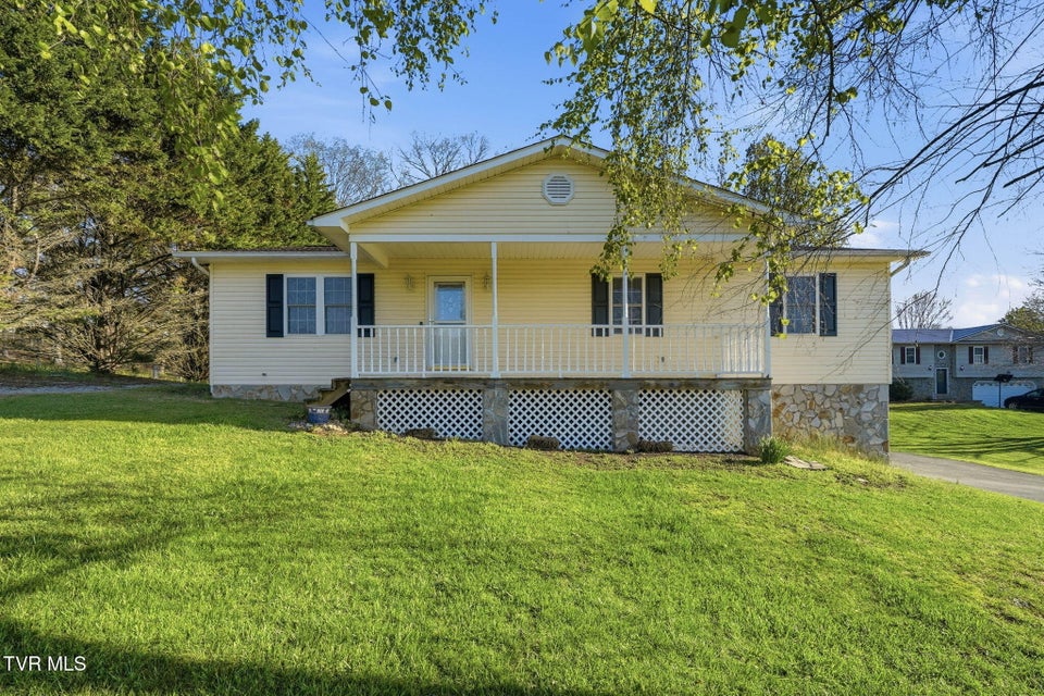 Photo #3: 230 Fairview Road