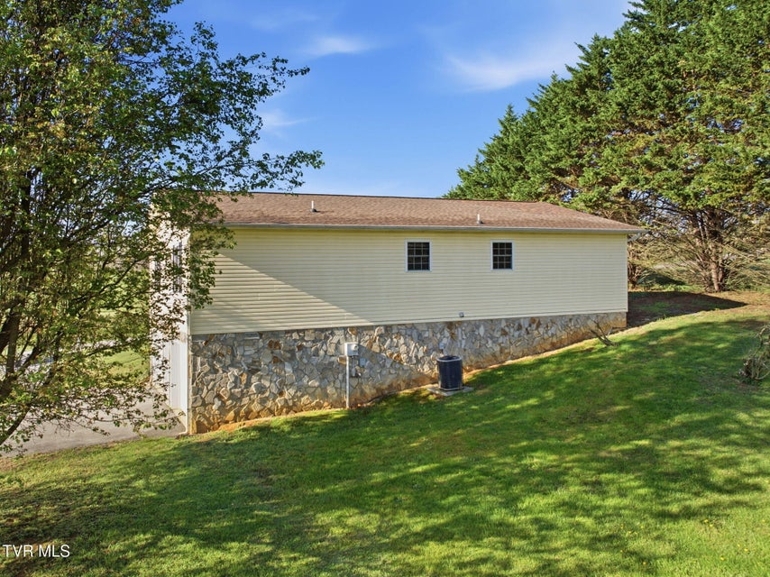 Photo #31: 230 Fairview Road