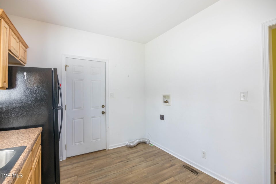 Photo #16: 2200 Sunnyside Road