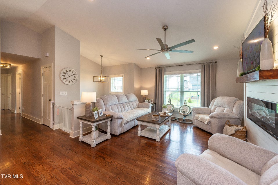 Photo #5: 957 Mitchell Road