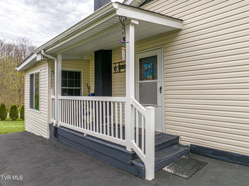 Photo #4: 18160 Ridgeview Drive