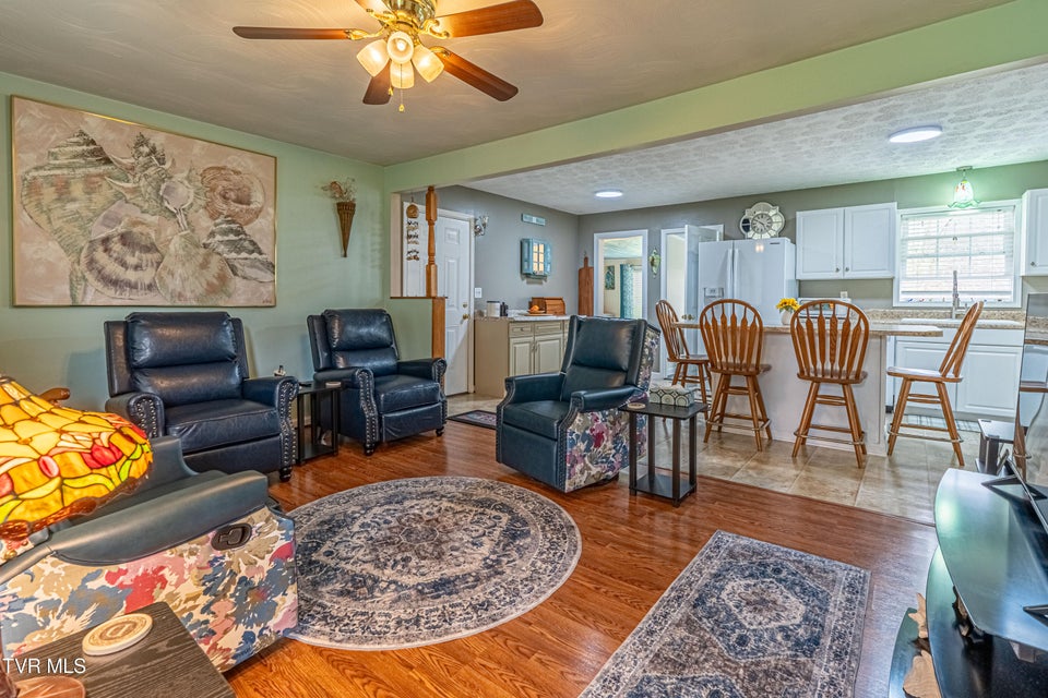 Photo #6: 18160 Ridgeview Drive