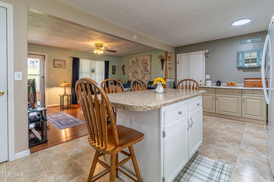 Photo #14: 18160 Ridgeview Drive