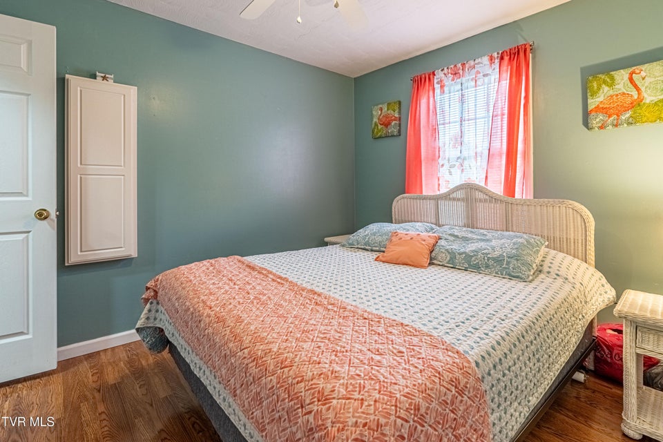 Photo #29: 18160 Ridgeview Drive