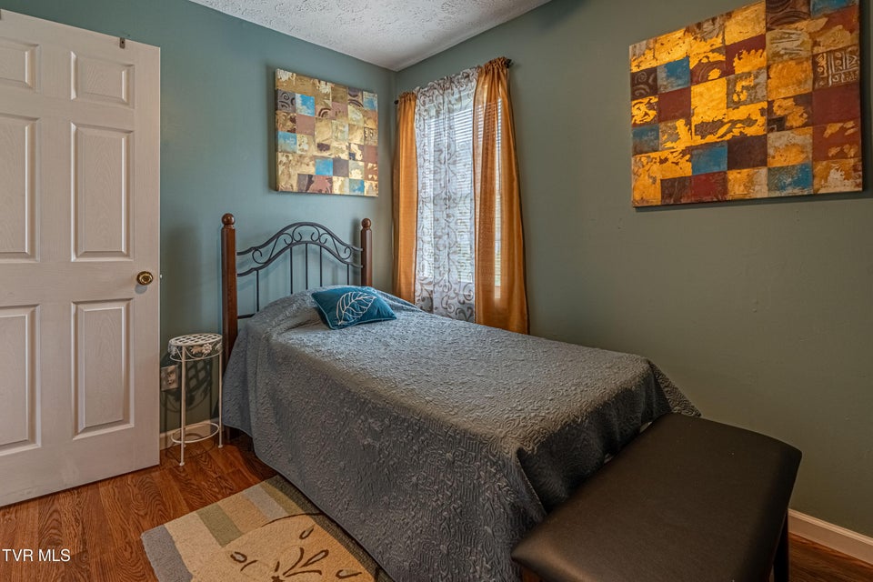 Photo #36: 18160 Ridgeview Drive