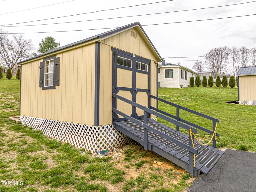 Photo #44: 18160 Ridgeview Drive