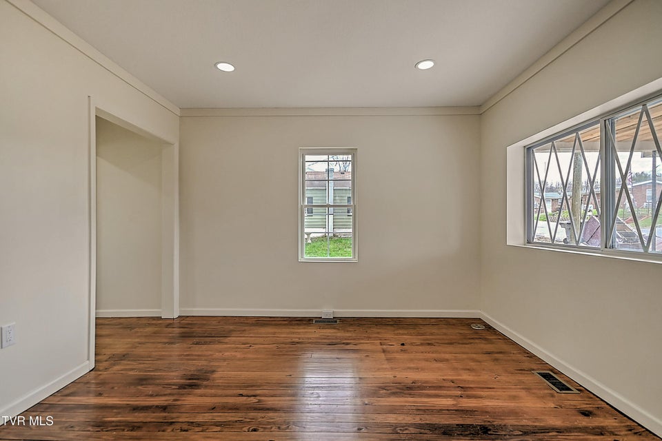 Photo #4: 5 Birch Street