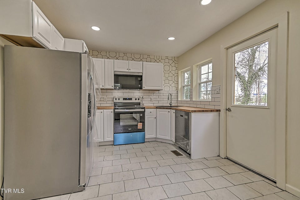 Photo #11: 5 Birch Street