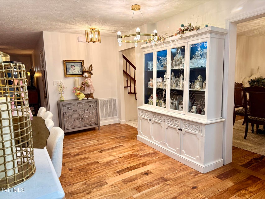 Photo #32: 11516 Frederick Road